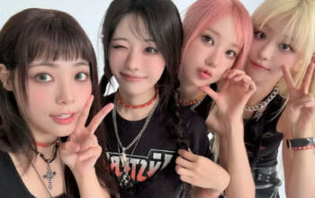 QWER Debut di Jepang dengan MV 'SHOW DOWN', Aksi Lawan Entitas Gelap!