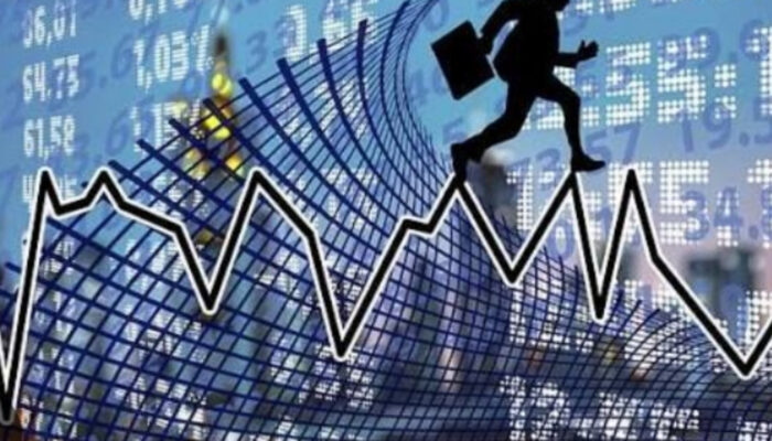 Resesi Ekonomi: Apa Dampaknya bagi Masyarakat dan Cara Menghadapinya