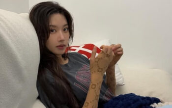 Resmi Pindah Agensi, Moon Ga Young Siap Berkarya Bersama Fantagio! 3 Resmi Pindah Agensi, Moon Ga Young Siap Berkarya Bersama Fantagio!