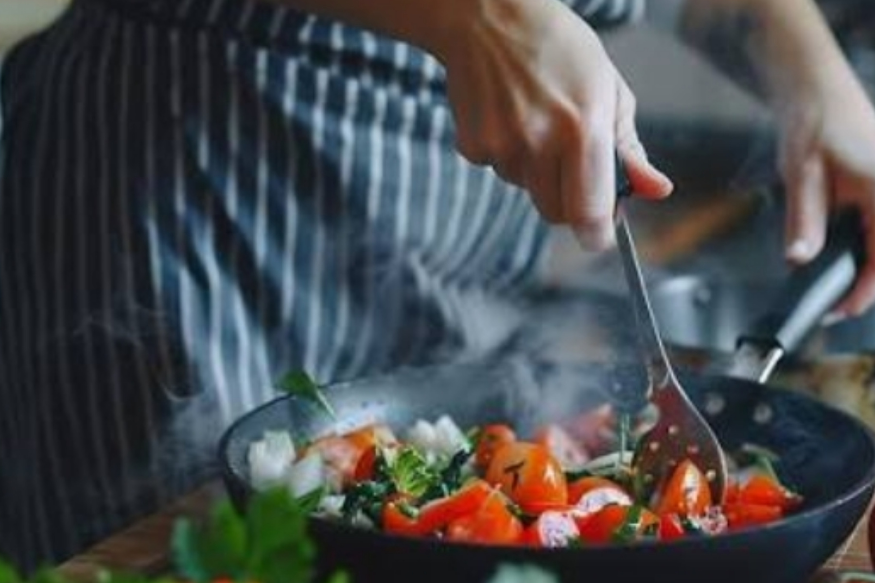 Teknik Dasar untuk Hasil Masakan Sempurna 1 Teknik Dasar untuk Hasil Masakan Sempurna