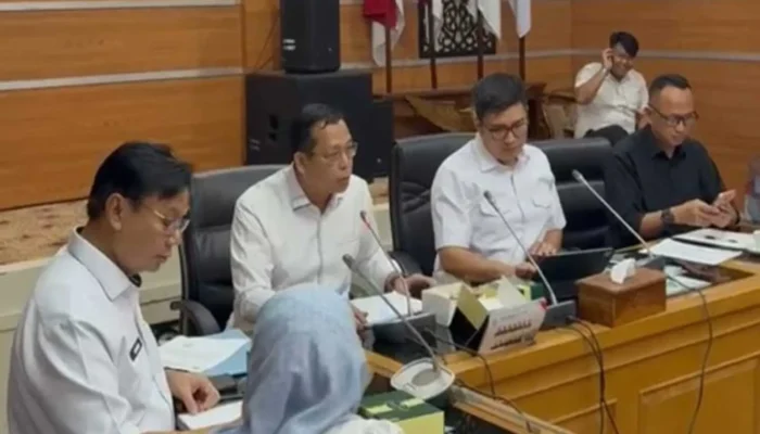 Terima Audiensi Forkopimcam Klapanunggal, Junsam Pastikan DPRD Kabupaten Bogor Cari Solusi Cepat 6 Isu Pembangunan