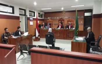 Vonis Bebas, Hakim Wajibkan dr. Silvi Apriani Berikan Pelayanan Medis Gratis 8 Vonis Bebas, Hakim Wajibkan dr. Silvi Apriani Berikan Pelayanan Medis Gratis