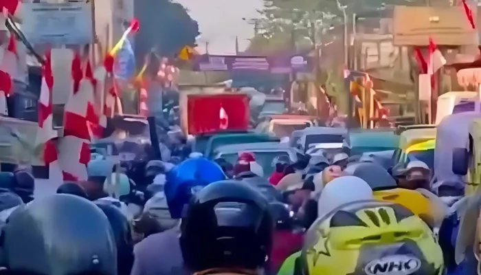 Batujajar-Cimareme Bandung Barat Macet Parah, Ada Apa?