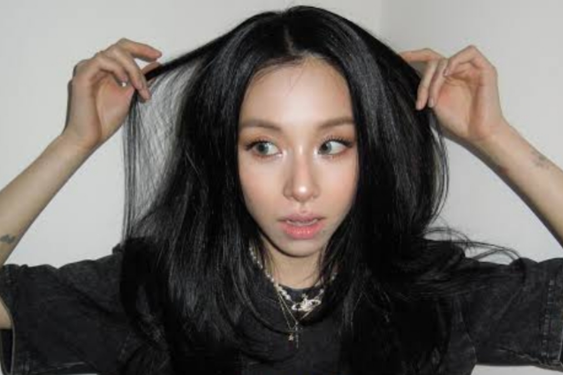 Chaeyoung TWICE dan Zion.T Dikabarkan Putus