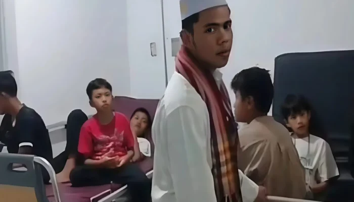 Diduga Keracunan Makanan, 134 Santri di Sukabumi Dilarikan ke Rumah Sakit