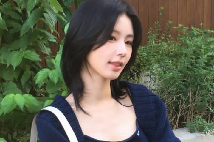 Miyeon Tampil Memukau dalam Debut Solo Jepang 'RUN AWAY'
