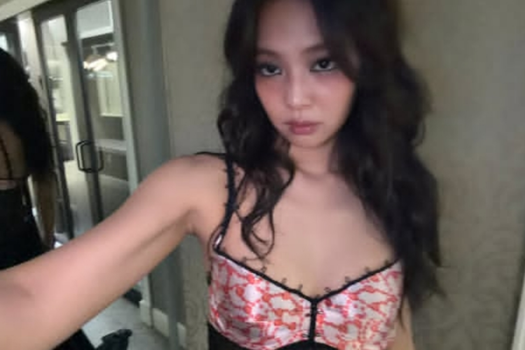 Jennie Raih Double Crown Musik