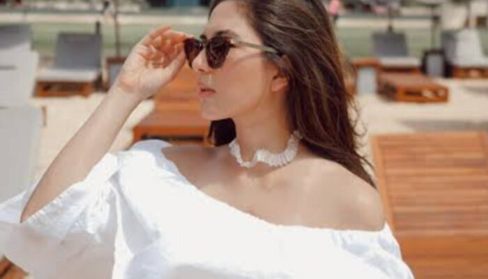 Jessica Mila Disorot Saat Liburan ke Pulau Padar, Klarifikasi Soal Penutupan Pelayaran