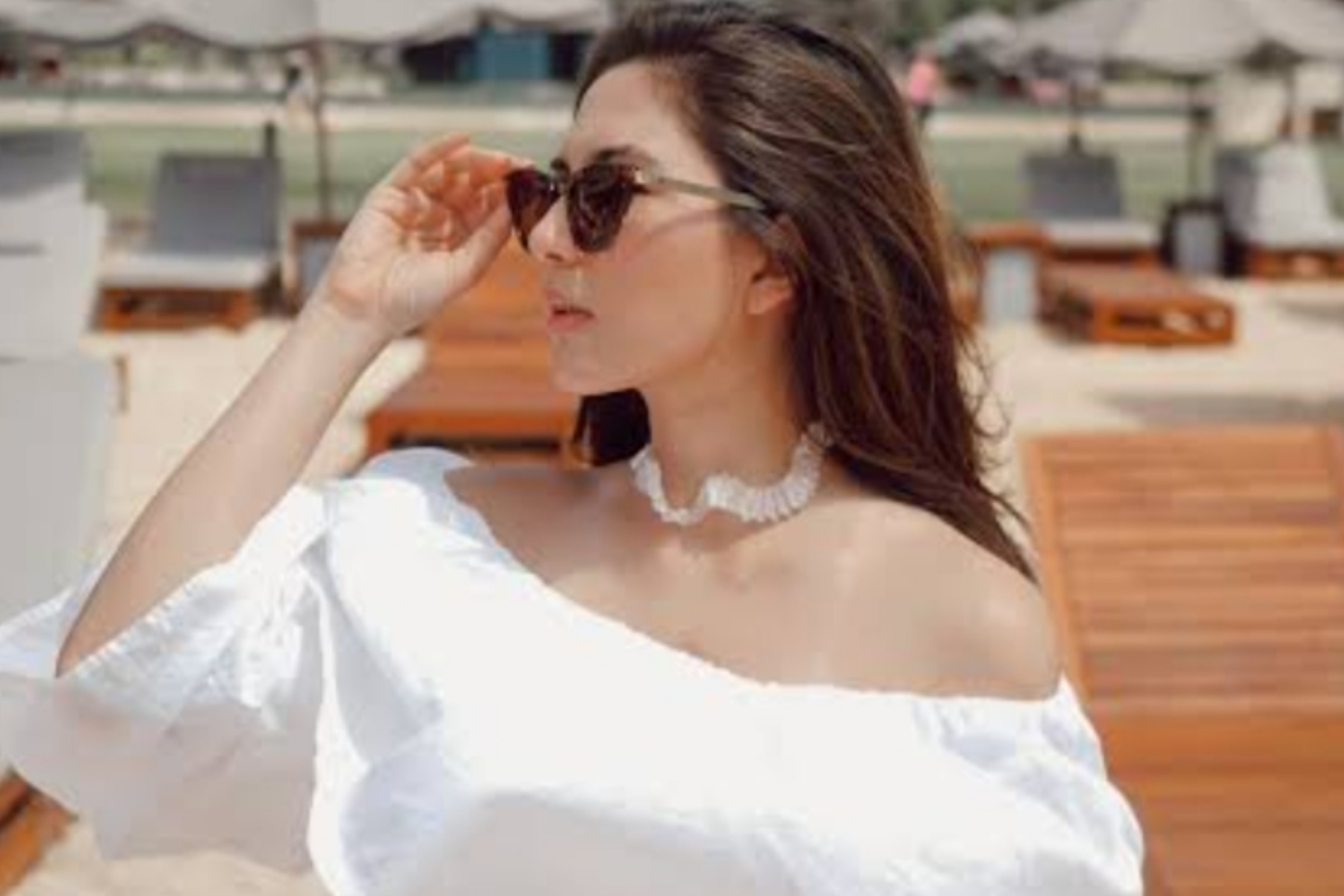 Jessica Mila Disorot Saat Liburan ke Pulau Padar, Klarifikasi Soal Penutupan Pelayaran