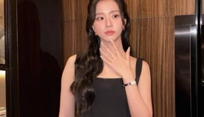 Jisoo BLACKPINK Menangis Usai Fan Meeting 10 Tahun, Ada Luka di Balik Momen Haru Ini