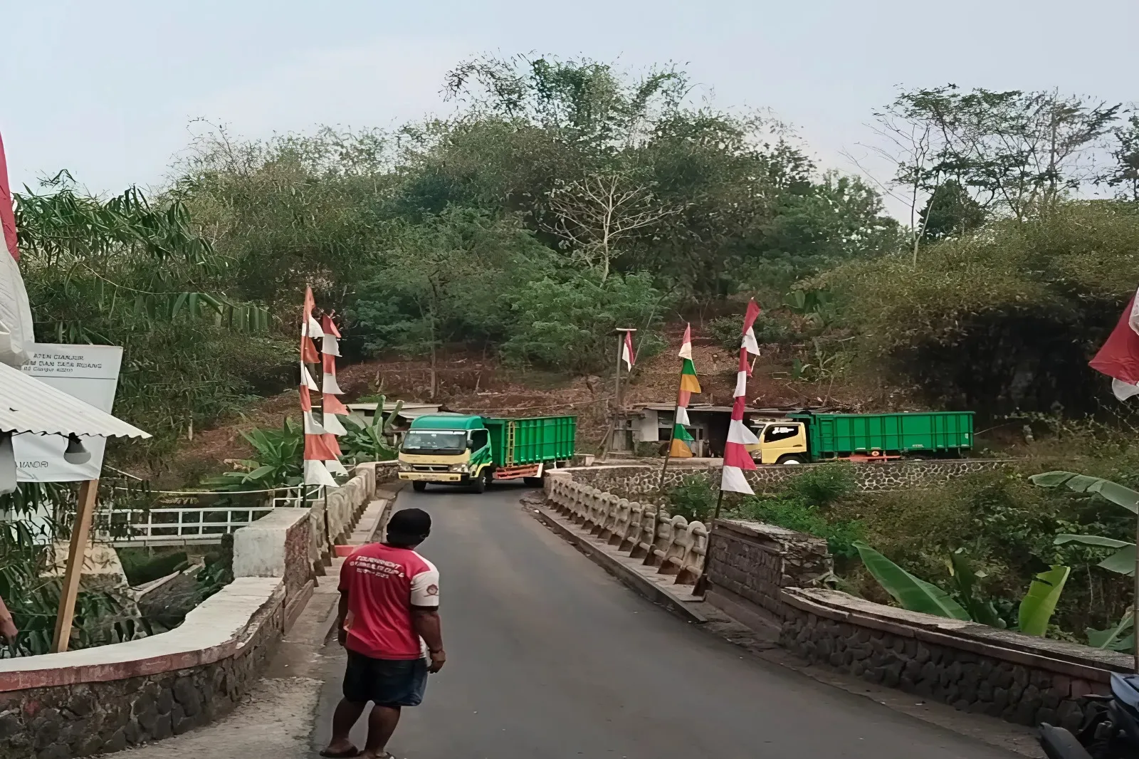Kecelakaan di Jembatan Parungbedil Cianjur, 2 Korban Terlempar ke Jurang