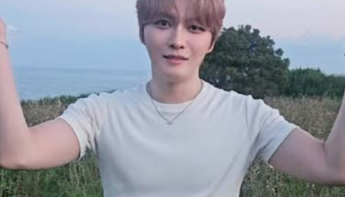 Kim Jae Joong Kembali ke Music Bank dan Bikin Fans Terharu