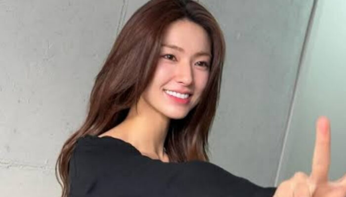 Kontroversi Ha Young Makin Panjang, Agensi Minta Maaf soal Dugaan Sejarah Keluarga