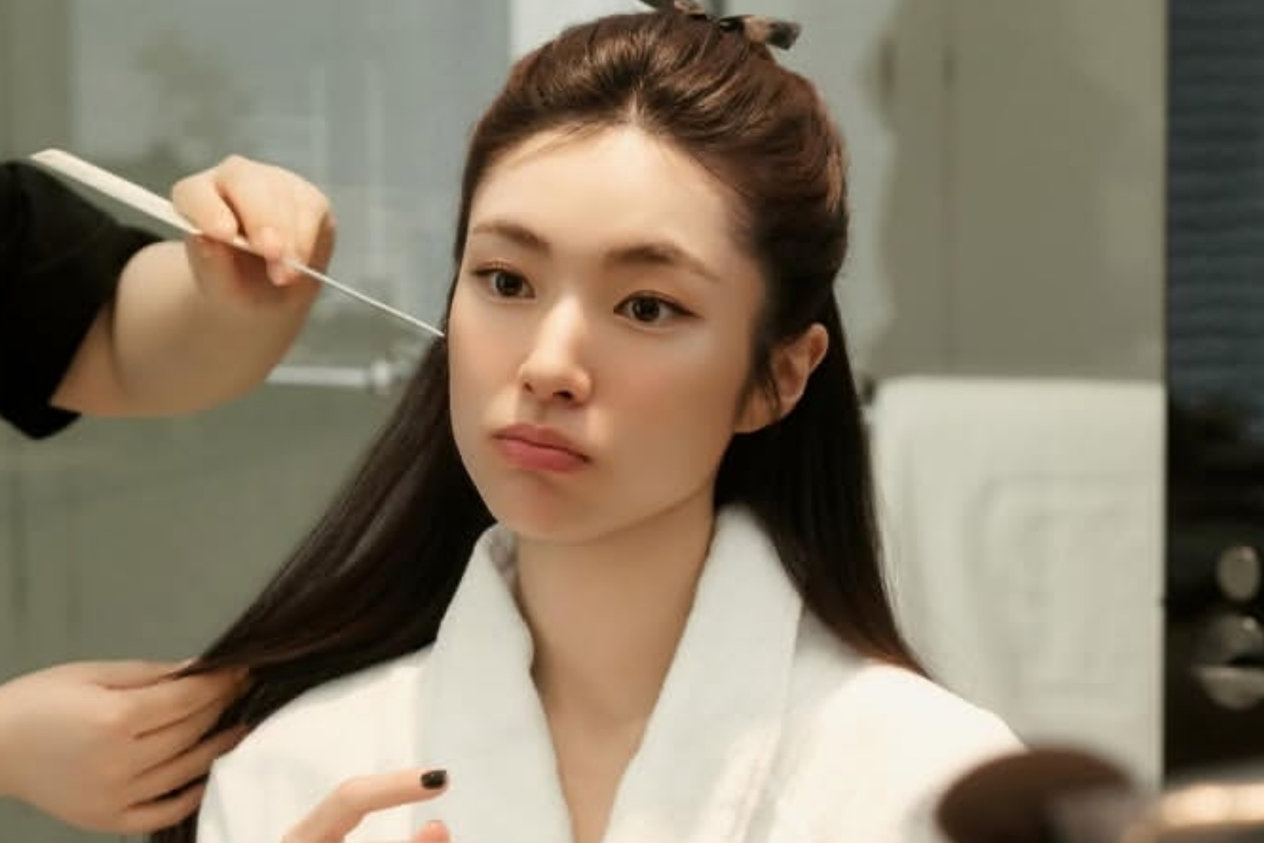 Kontroversi Keluarga Ha Young Makin Panas