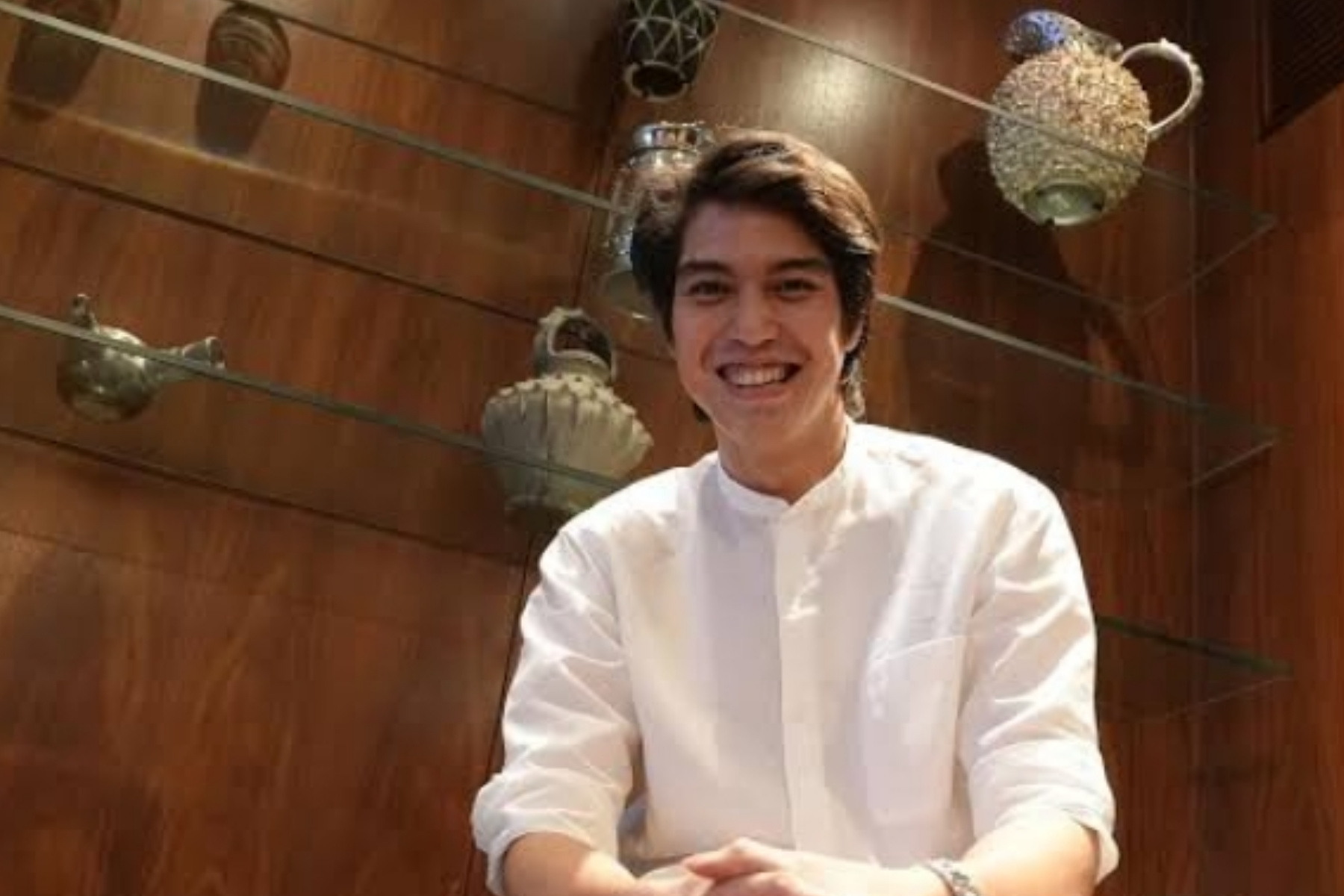 Nama El Rumi Dikaitkan Isu Pelecehan, Kuasa Hukum Tantang Pemilik Akun Anonim 1 Nama El Rumi Dikaitkan Isu Pelecehan, Kuasa Hukum Tantang Pemilik Akun Anonim