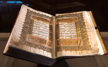 Pentingnya Belajar Sejarah Islam, Bukan Sekadar Menghafal Nama dan Tahun 3 Pentingnya Belajar Sejarah Islam, Bukan Sekadar Menghafal Nama dan Tahun