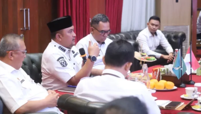 Perkuat Peran Camat, Bupati Bogor Minta Pelayanan Publik Lebih Cepat dan Responsif
