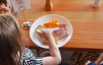 Pola Makan dan Peran Orang Tua Jadi Kunci Tumbuh Kembang Anak 2 Pola Makan dan Peran Orang Tua Jadi Kunci Tumbuh Kembang Anak