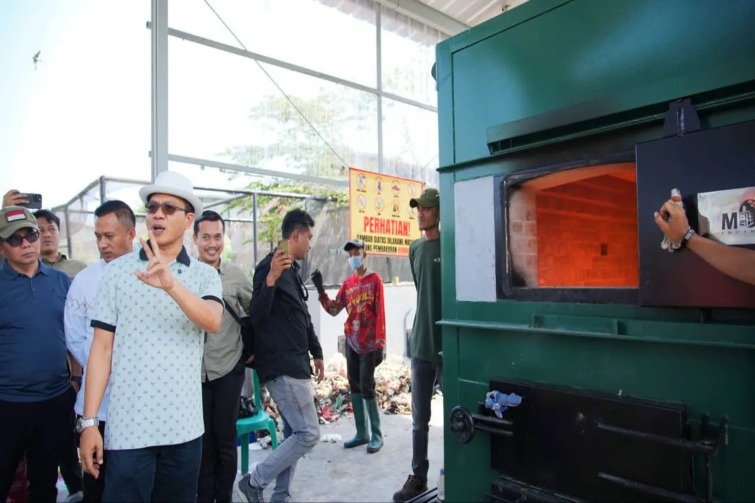 TPS3R Tegalluar Kabupaten Bandung Diresmikan, Mesin Motah Bisa Olah 10 Ton Sampah