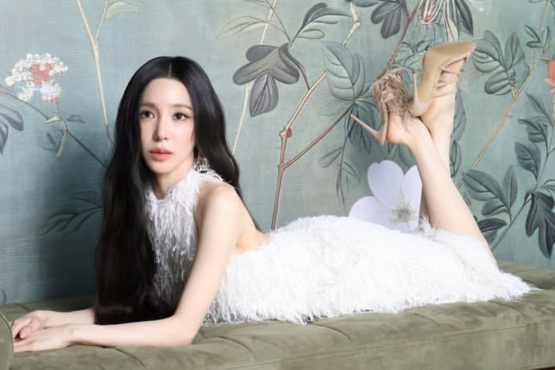 Tiffany Young Resmi Rilis Album Solo Perdana 1 Tiffany Young Resmi Rilis Album Solo Perdana