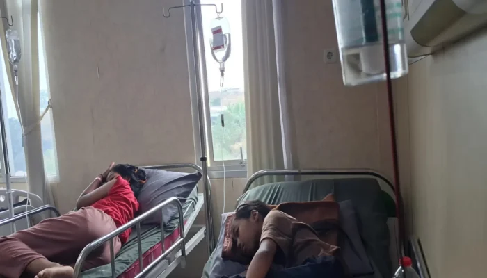 33 Siswa di Cipeundeuy Bandung Barat Diduga Keracunan MBG