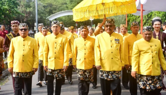 Ada Prosesi Unik di HJKS Ke-156, Air Sukabumi Disatukan