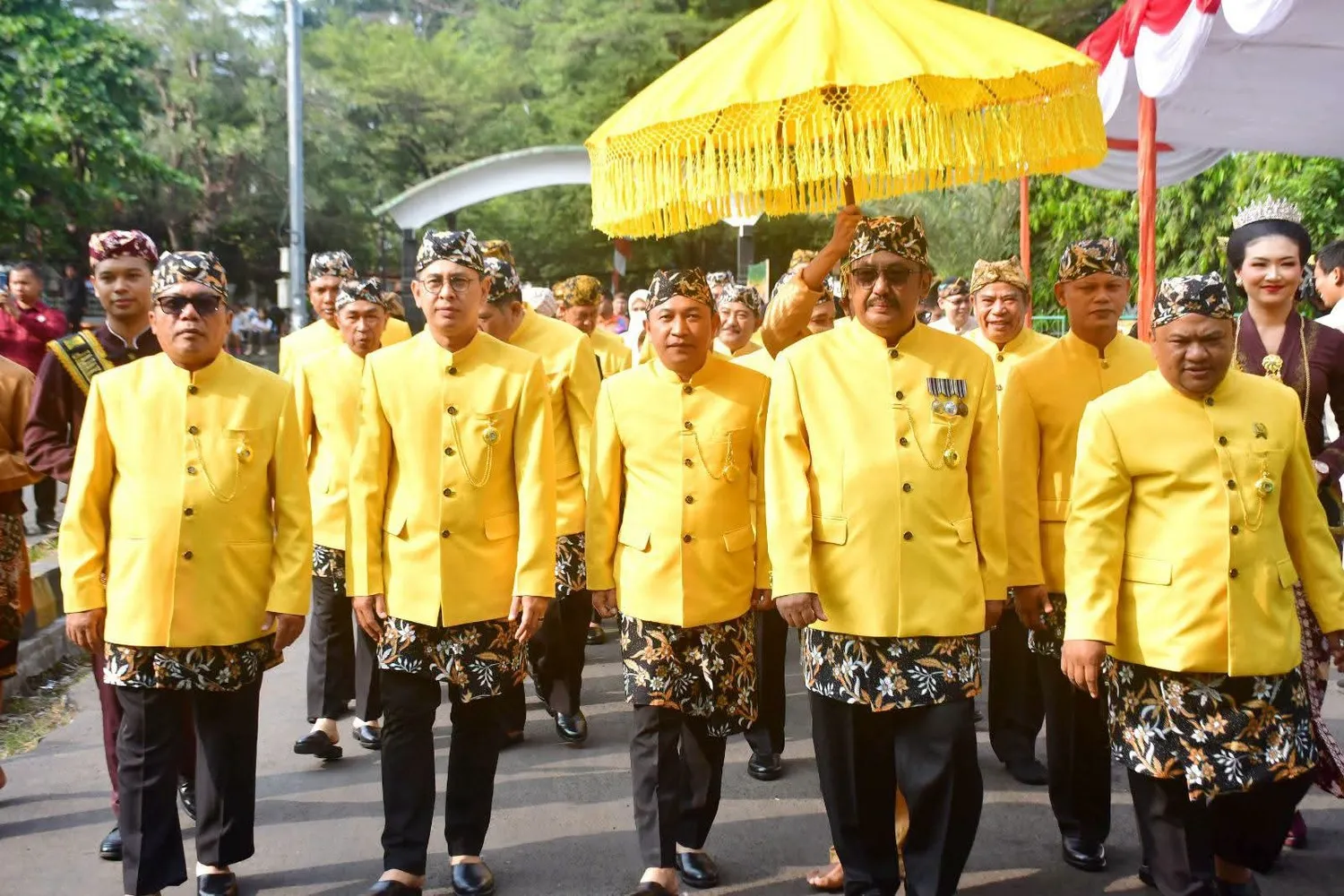 Ada Prosesi Unik di HJKS Ke-156, Air Sukabumi Disatukan