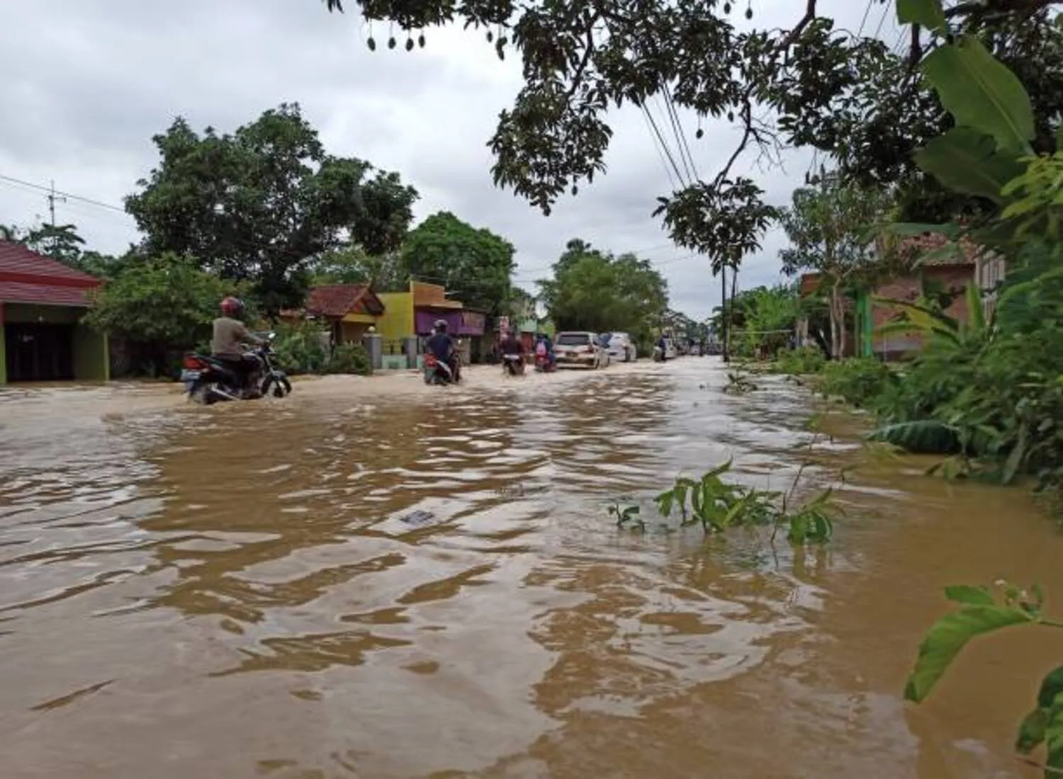 Banjir Bandang Nepal, Ribuan Orang Masih Hilang