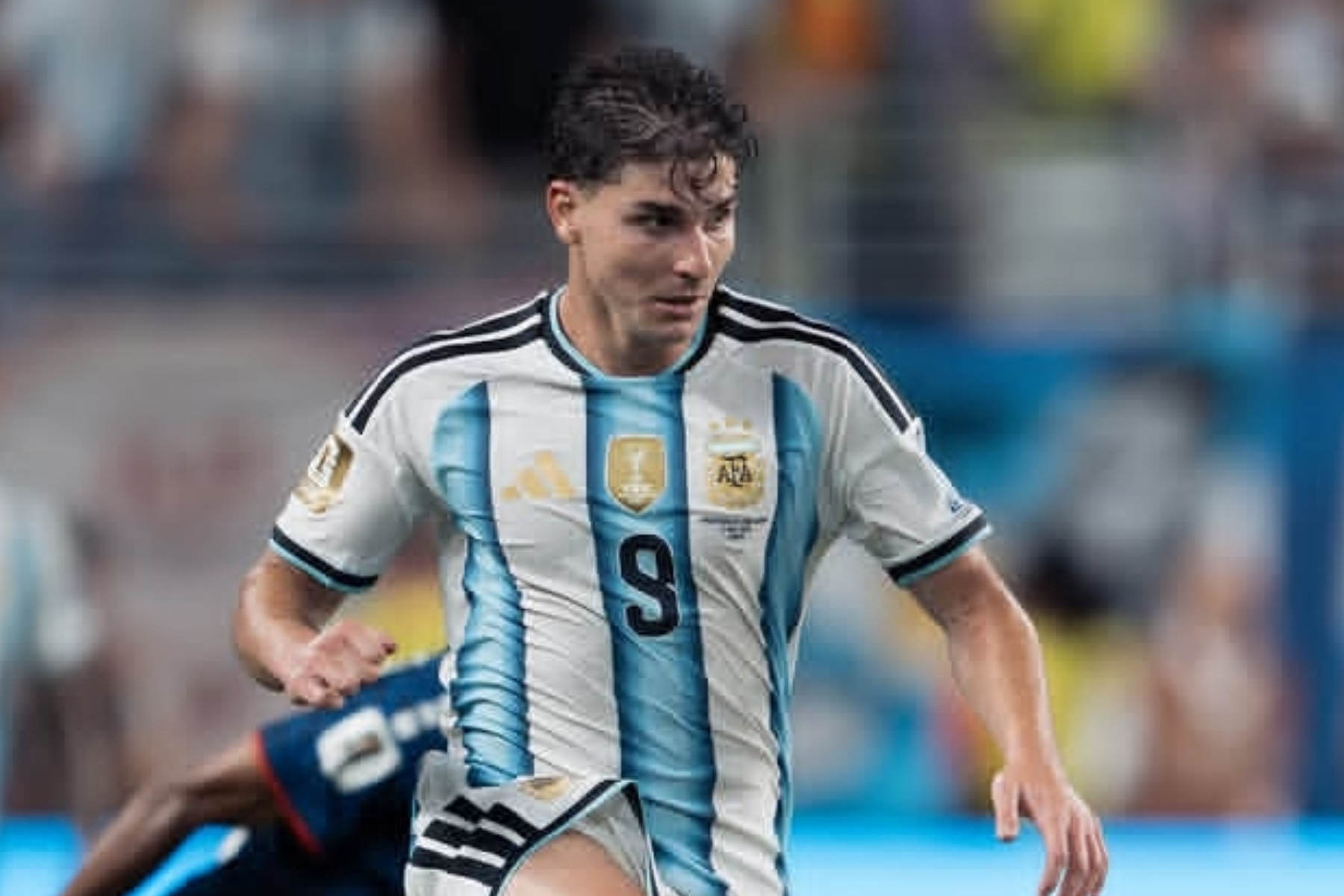 Barcelona Siapkan Manuver Baru untuk Rebut Julian Alvarez 1 Barcelona Siapkan Manuver Baru untuk Rebut Julian Alvarez