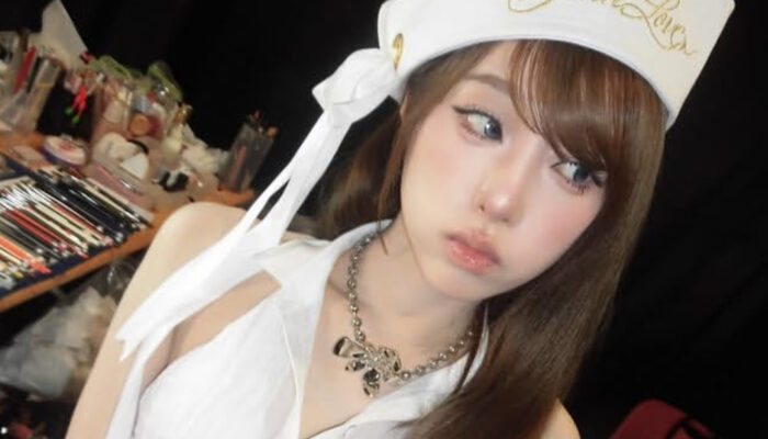 Choi Yena Tetap Bernyanyi Saat Musik Mati