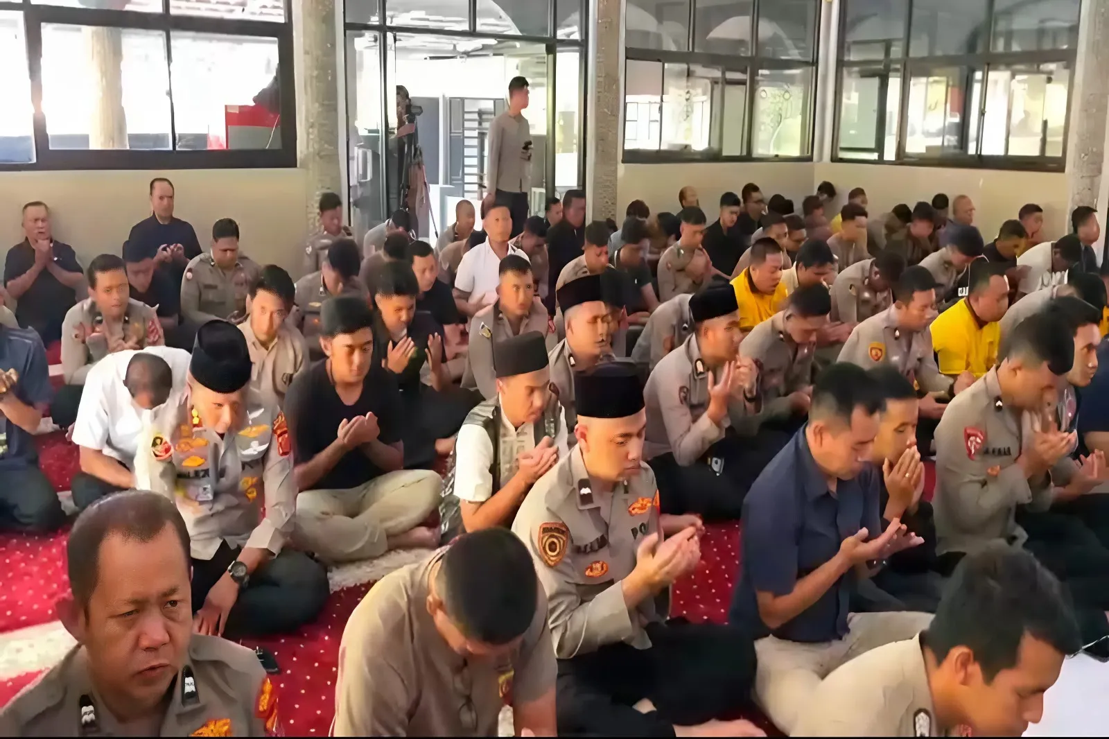 Doa Bersama untuk 5 Jurnalis dan 3 ABK yang Hilang Kontak