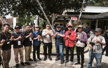 Rajut Kebersamaan, Humas Polda Jabar Rangkul Media Kawal Apel Kebangsaan PUI di Sukabumi 3 IMG 20260903 WA0047