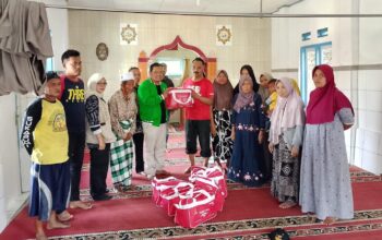 Wakil Ketua DPRD Kabupaten Sukabumi H. Usep Salurkan Bantuan untuk Korban Kebakaran di Kadudampit 4 IMG 20260905 WA0049