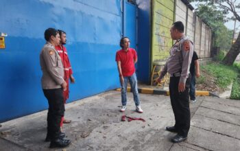 Polres Sukabumi Kota Bergerak Cepat Tangani Dugaan Penganiayaan di Sukalarang, Sejumlah Barang Bukti Diamankan 4 IMG 20260924 WA0024