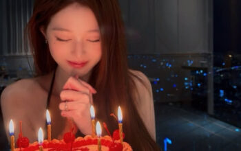Jang Won Young Dapat Kue dari Chef Son Jong Won saat Rayakan Ultah