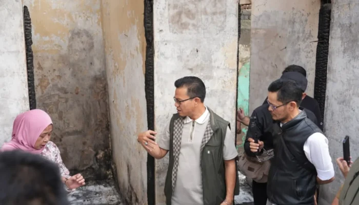 Kebakaran Rumah di Lebakwangi Kabupaten Bandung, Dadang Supriatna Siapkan Evaluasi PLN