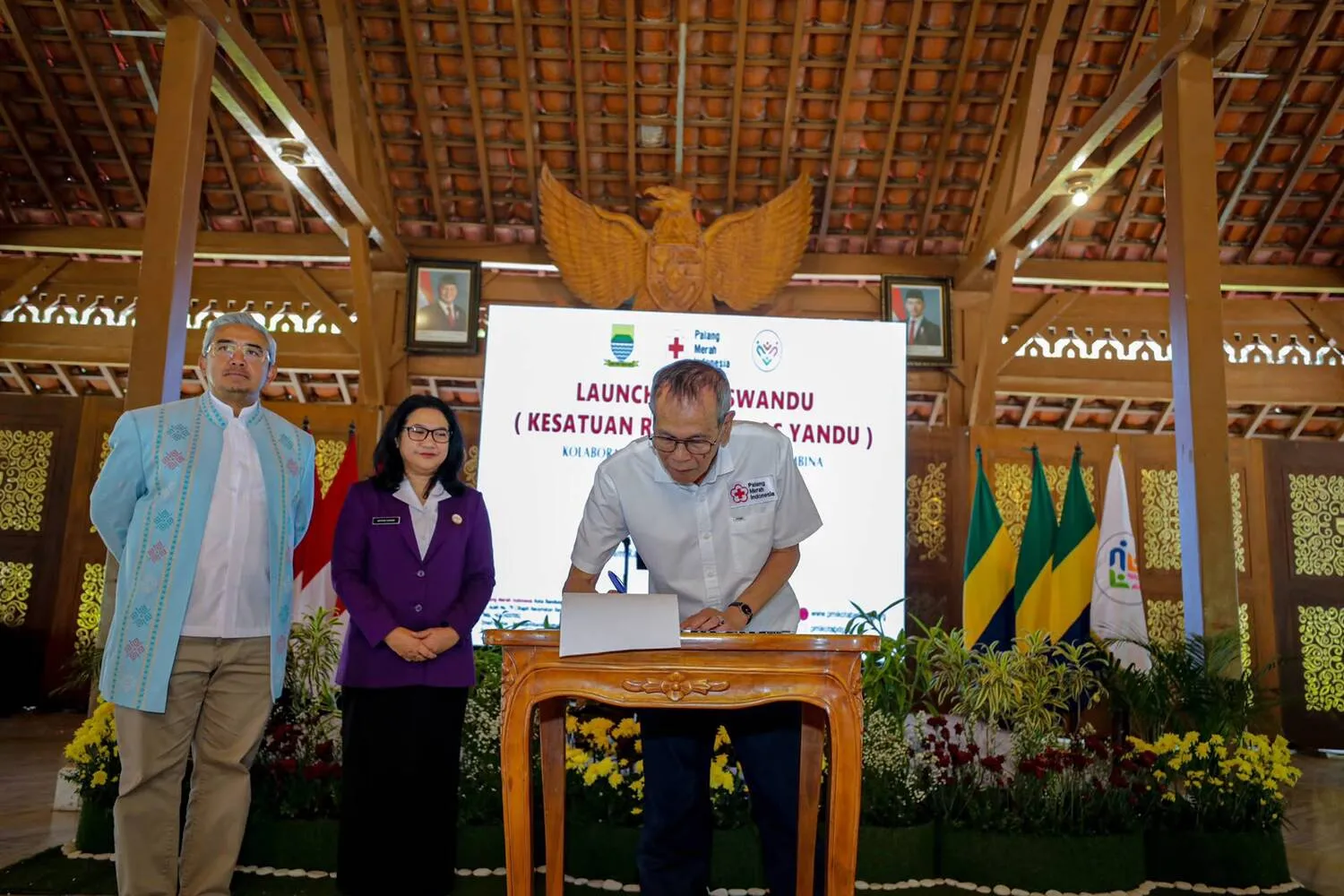 Keswandu Diluncurkan, PMI dan Posyandu Kota Bandung Perkuat Layanan 1 Keswandu Diluncurkan, PMI dan Posyandu Kota Bandung Perkuat Layanan