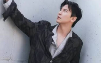 Kim Nam Gil Debut Festival sebagai Penyanyi, Tampil 30 Menit dengan Lima Lagu 3 Kim Nam Gil Debut Festival sebagai Penyanyi, Tampil 30 Menit dengan Lima Lagu