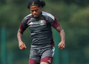 Leon Bailey Tinggalkan Aston Villa
