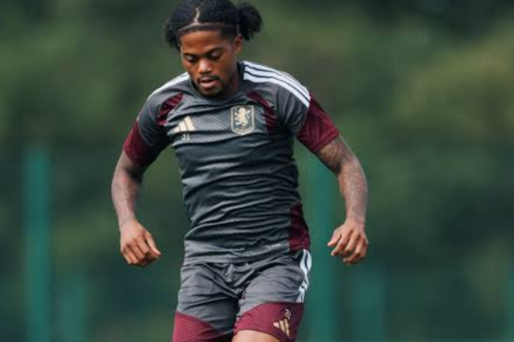 Leon Bailey Tinggalkan Aston Villa