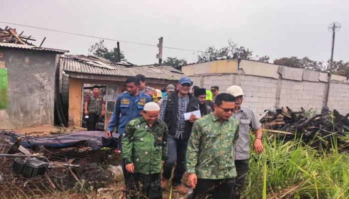 Pemkab Bandung Siapkan Kontrakan untuk Korban Kebakaran 7 Rumah di Pacet