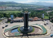 Pemkab Bogor Buat Parit Pembatas Cegah Kebakaran Masuk ke Area TPA Baru