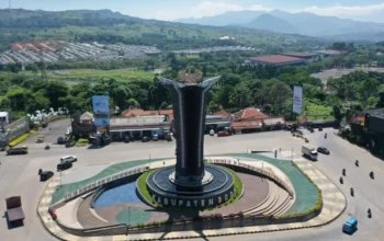 Pemkab Bogor Buat Parit Pembatas Cegah Kebakaran Masuk ke Area TPA Baru 3 Pemkab Bogor Buat Parit Pembatas Cegah Kebakaran Masuk ke Area TPA Baru