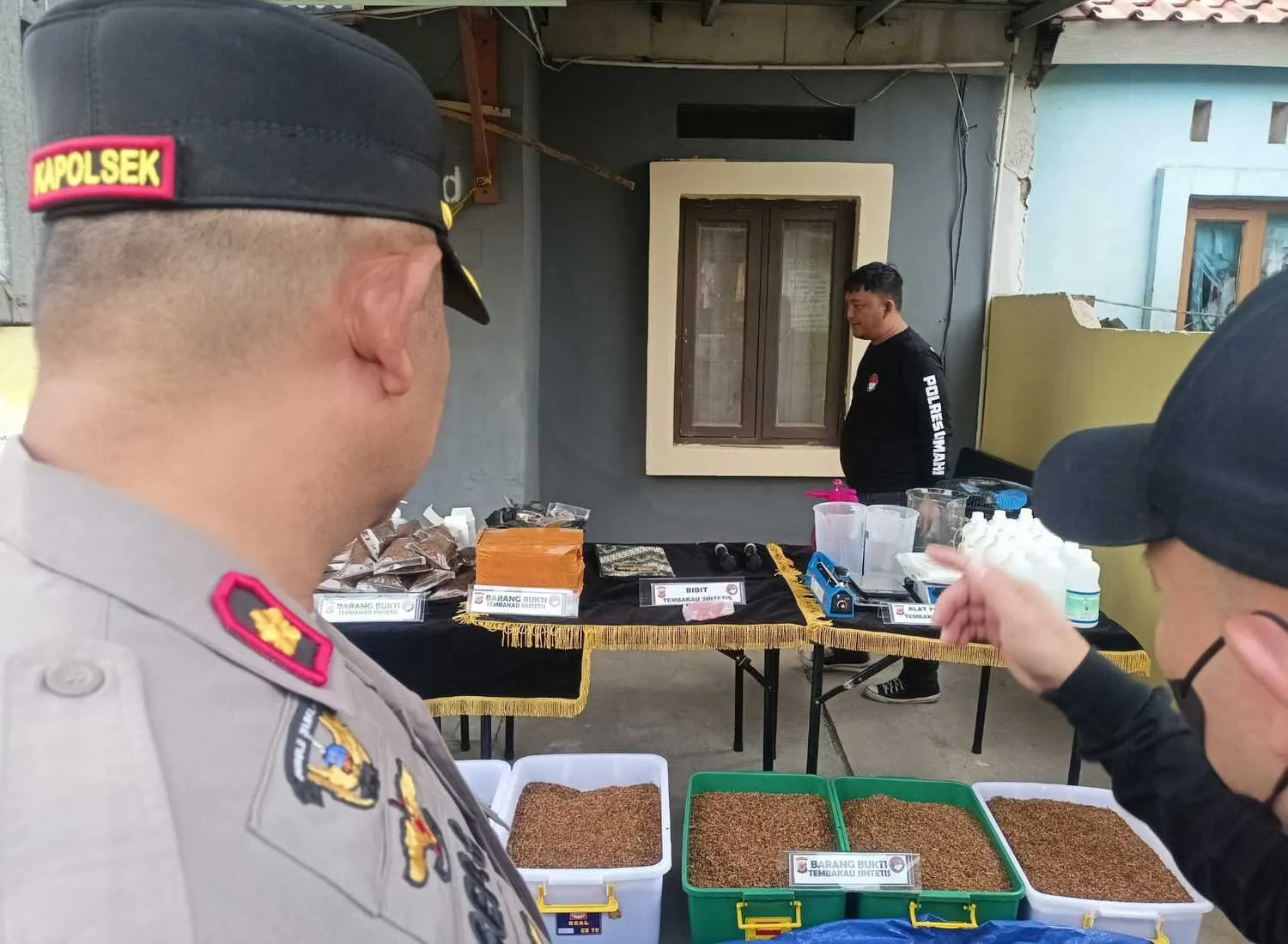 Rumah Kosong di Batujajar Bandung Barat Jadi Pabrik Tembakau Sintetis
