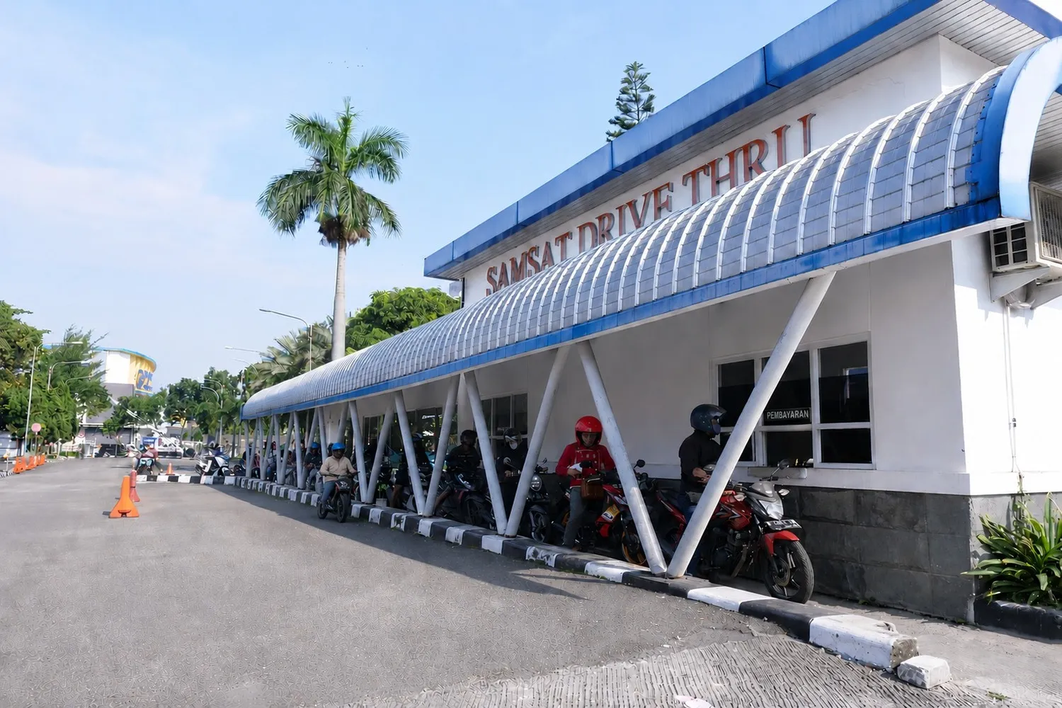 Samsat Drive Thru Jabar: Bayar Pajak Kendaraan Makin Praktis