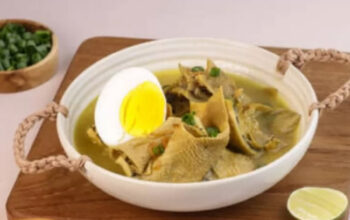 Soto Babat Memang Menggoda, Tapi Kandungan Ini Wajib Anda Perhatikan