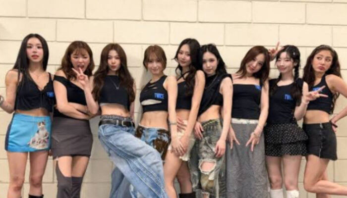 TWICE Siapkan Live LP, Rekaman Konser Seoul Akhirnya Jadi Koleksi Fisik