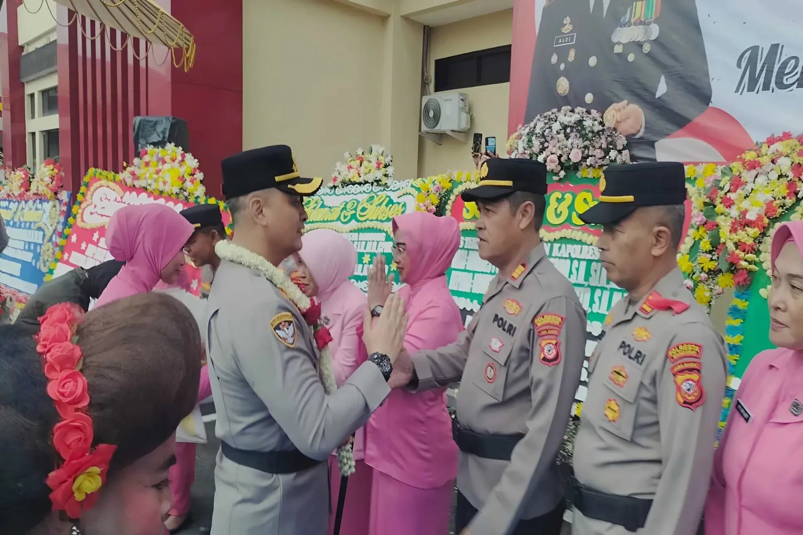 Tri Suhartanto Resmi Pimpin Polresta Bandung