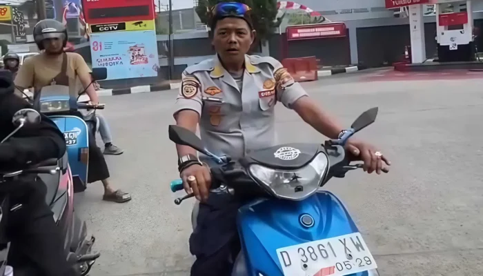 Viral Serobot Antrean SPBU, Dishub KBB Pastikan Pria Itu Bukan Petugas