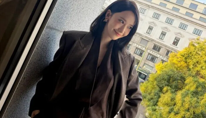 YoonA Hadir di Milan dengan Penampilan Baru
